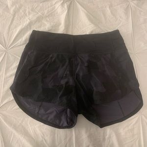 black camo lululemon speed up shorts